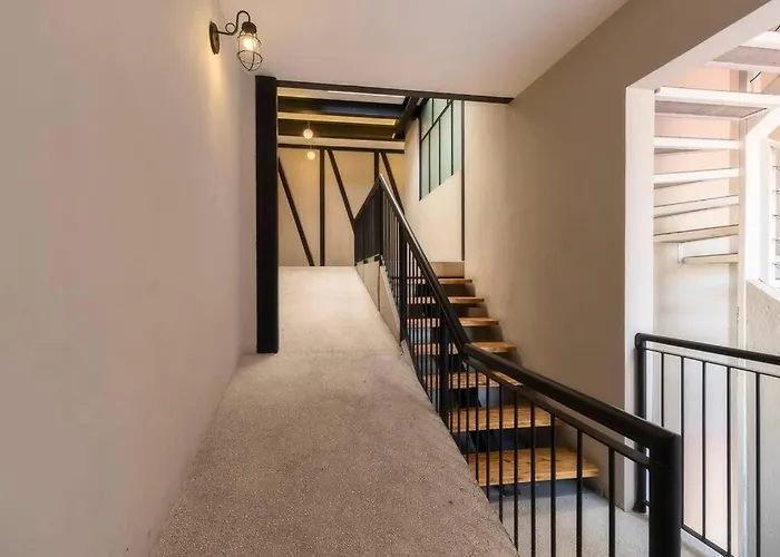 101 Lovely 2bdrm 2bath Ac Rooftop *