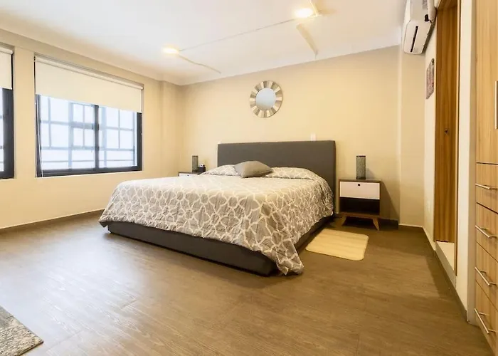 101 Lovely 2bdrm 2bath Ac Rooftop Holiday home *